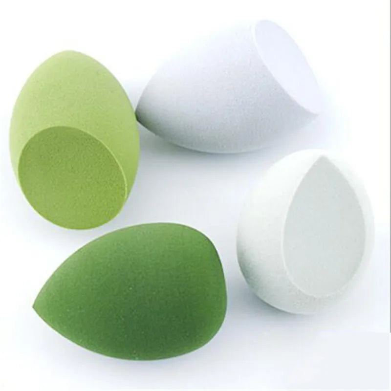 Lot de 4 éponges maquillage – Fond de teint, poudre & blending, sans latex