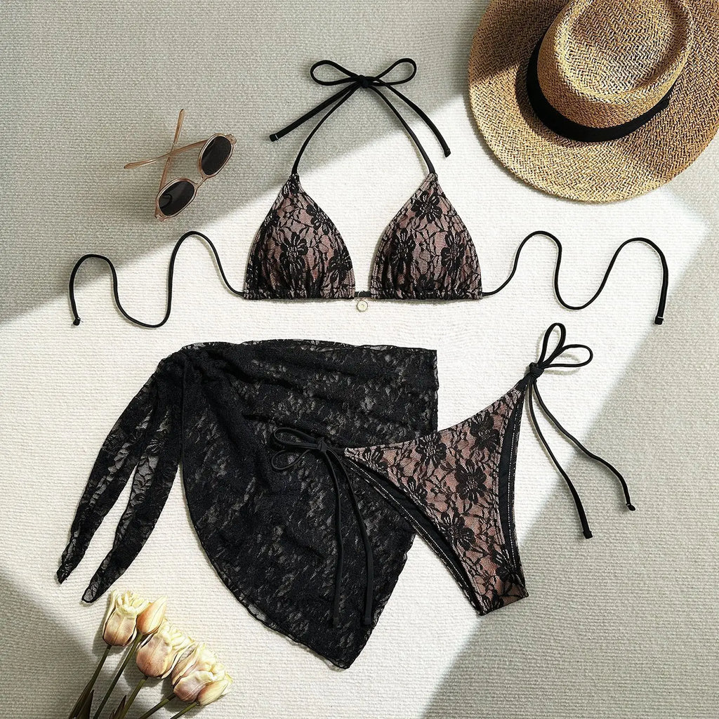 Bikini  3 Pièces – Dentelle Contrastée & Style Brésilien -plusieurs coloris