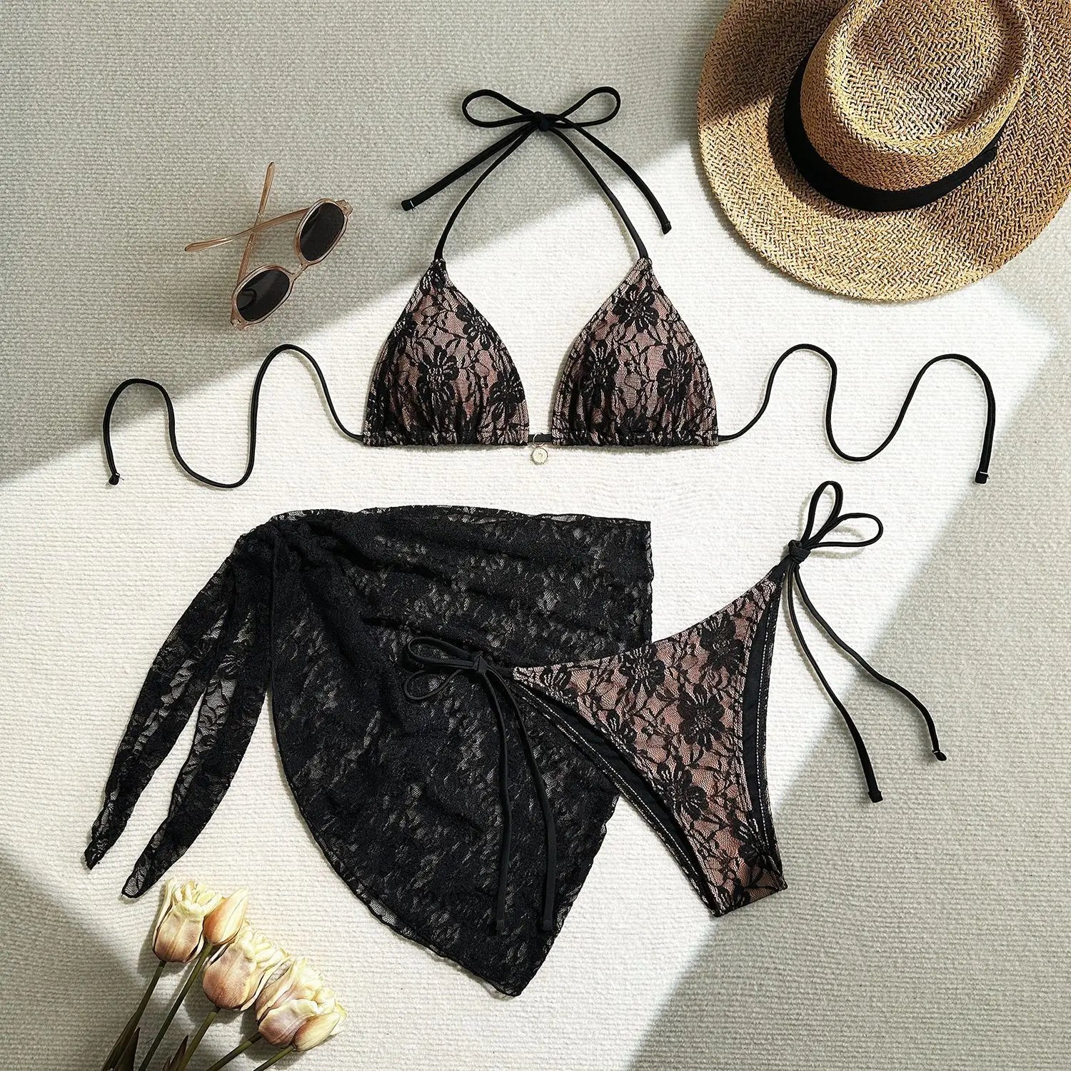 Bikini  3 Pièces – Dentelle Contrastée & Style Brésilien -plusieurs coloris