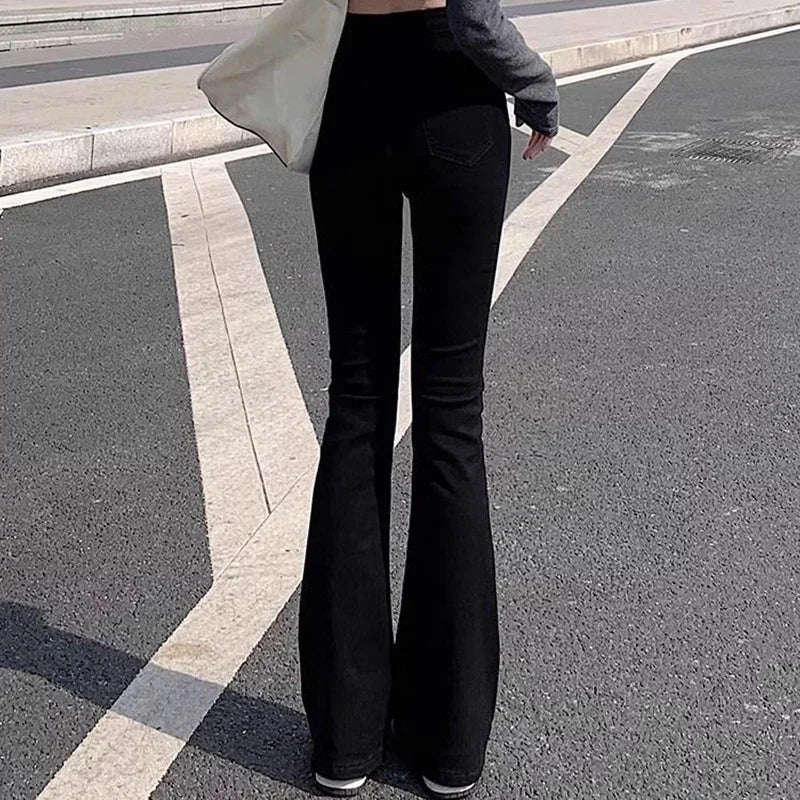 Jean Flare Femme – Taille Haute Coupe Slim Pattes d'Eph Streetwear
