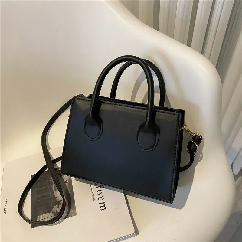 Petit sac carré minimaliste – Plusieurs coloris