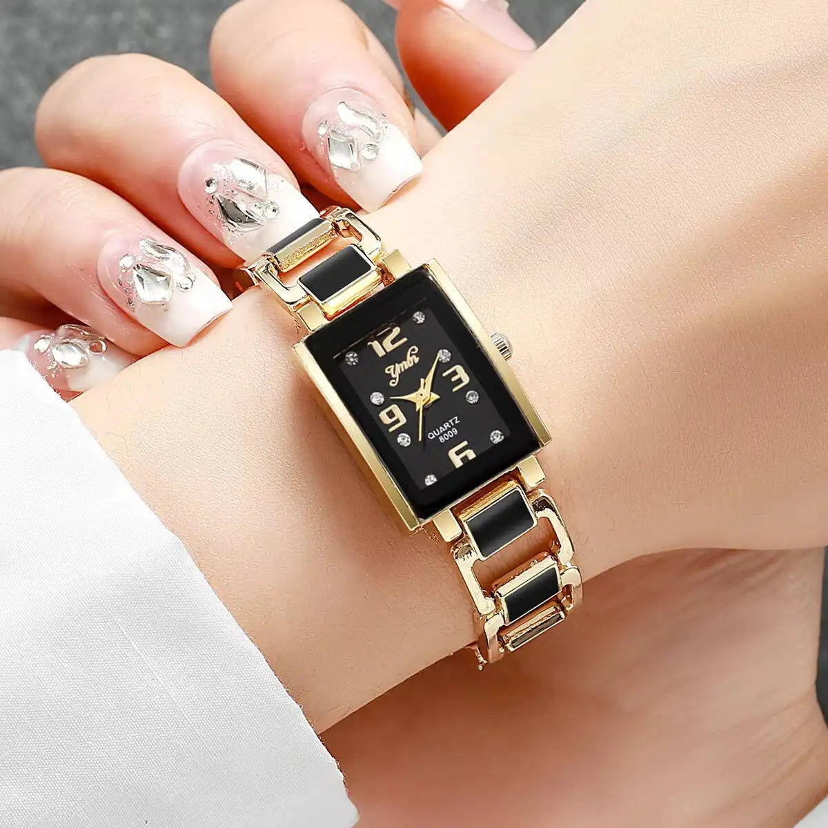 Montre femme rectangulaire Strass, cadran chiffres arabes, quartz – Lot de 1 ou 2 pièces – Sans boîte