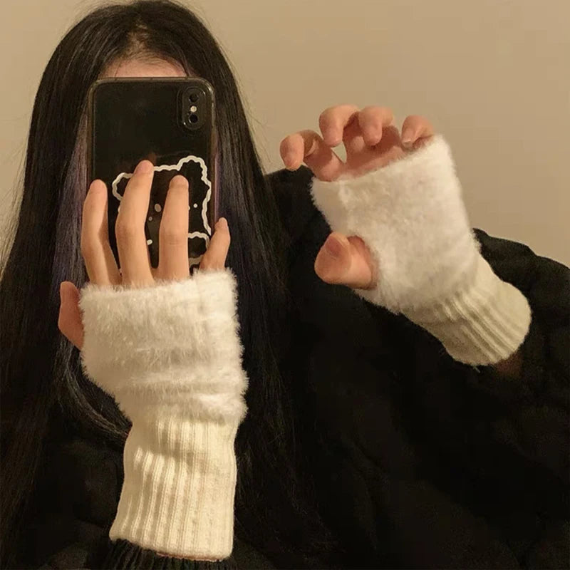 Gants sans doigts femme – Tricotés, mi-doigts – Plusieurs coloris