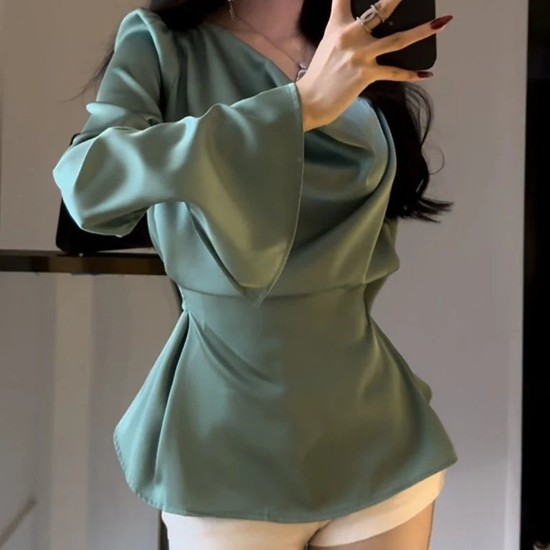 Chemisier French chic femme Satin, col swing, manches longues, ceinture taille