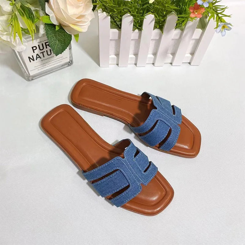 Sandales plates bout carré femme – plage été