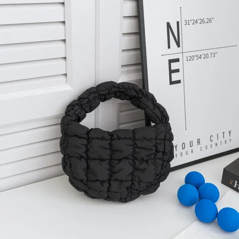 Pochette matelassée en nylon – 2 coloris