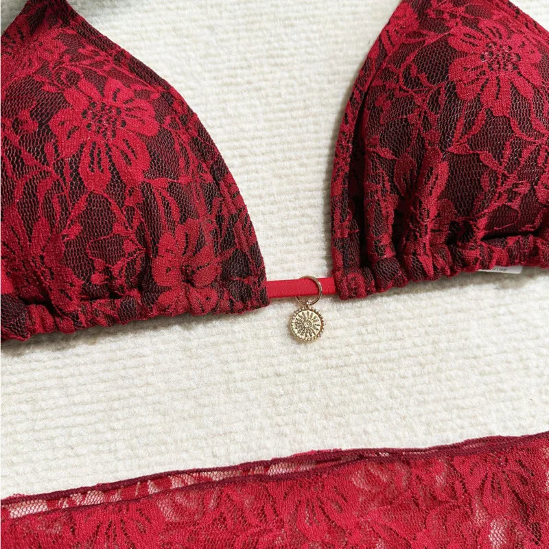 Bikini  3 Pièces – Dentelle Contrastée & Style Brésilien -plusieurs coloris