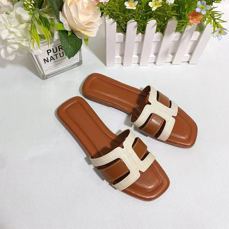 Sandales plates bout carré femme – plage été
