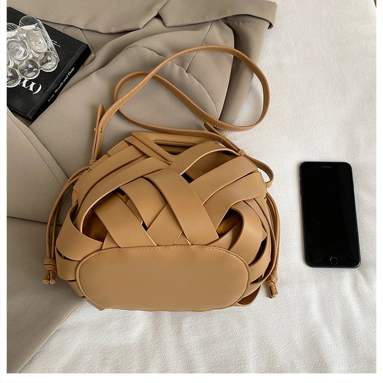Pochette tissée en PU – Sac tressé minimaliste – Plusieurs coloris