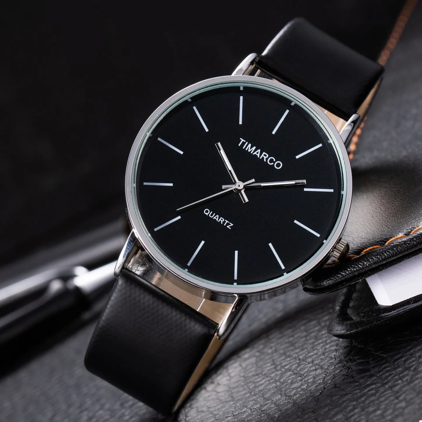 Montre femme minimaliste – Cadran rond, bracelet cuir – Plusieurs coloris