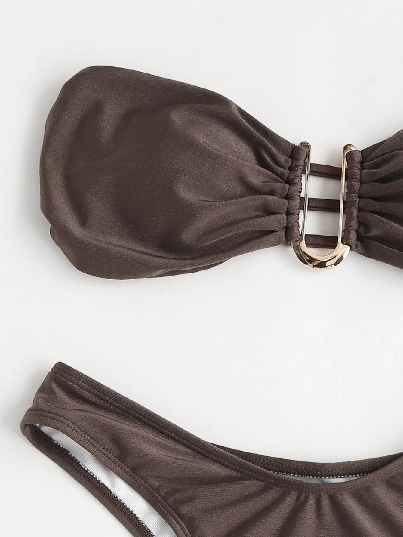Bikini Deux Pièces Femme – Haut Bandeau & Bas Taille Haute