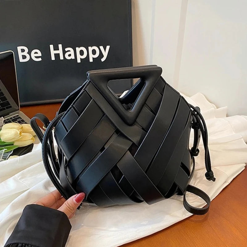 Pochette tissée en PU – Sac tressé minimaliste – Plusieurs coloris