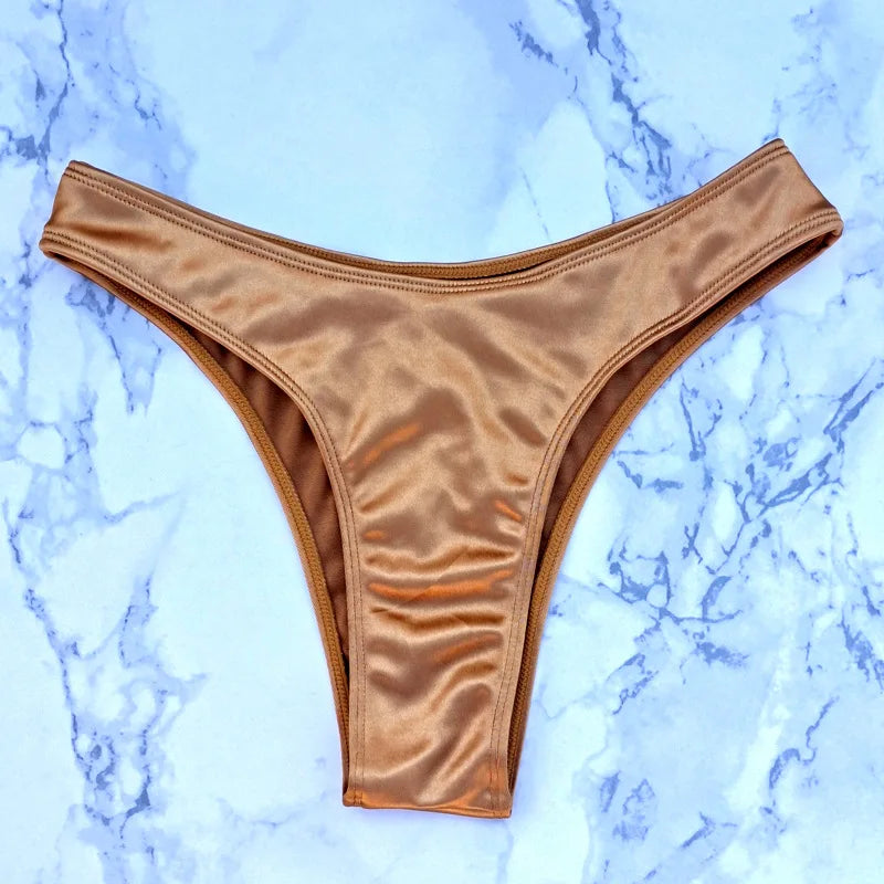 Bikini Deux Pièces Femme – Haut Bandeau & Bas Taille Haute