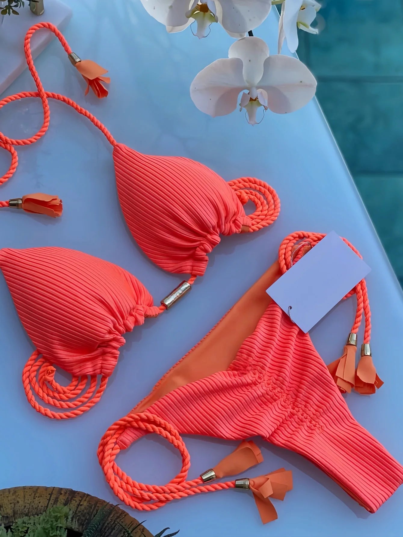 Bikini Deux Pièces Femme – Col Halter & Lacets | Couleurs Vives