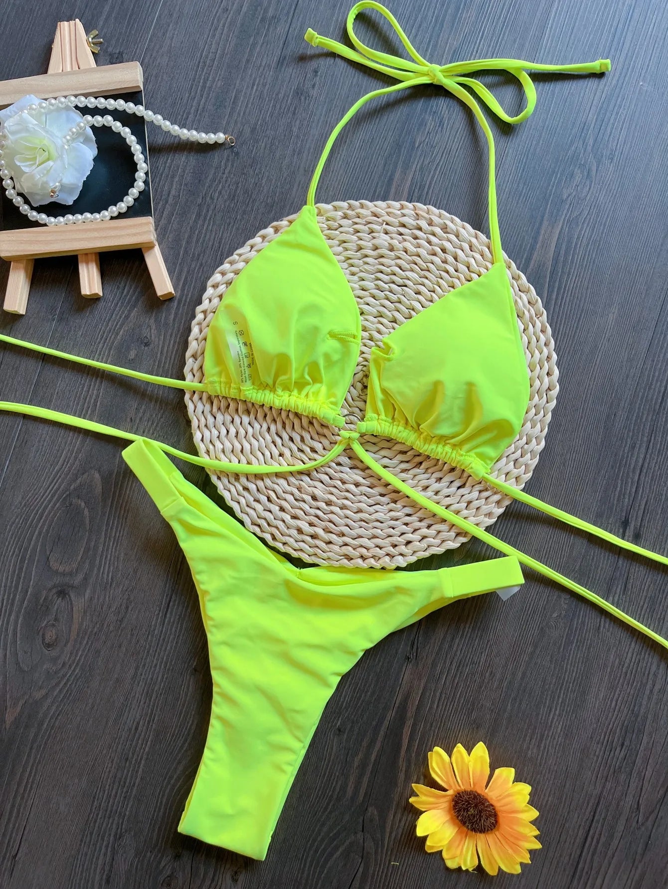 Bikini Deux Pièces Femme – Col Halter & Lacets | Couleurs Vives