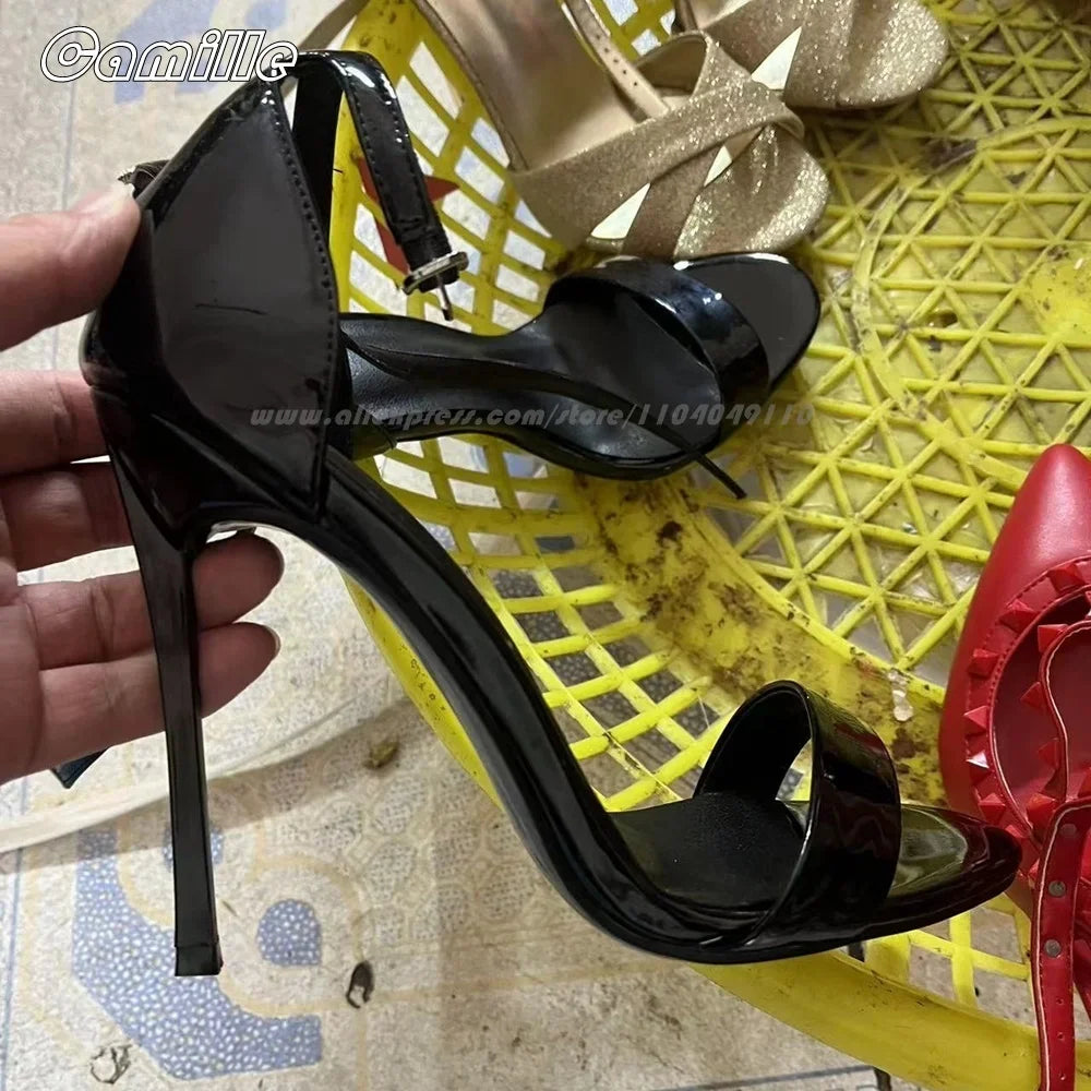 Sandales femme cuir verni – talons hauts, grande taille jusqu’au 46