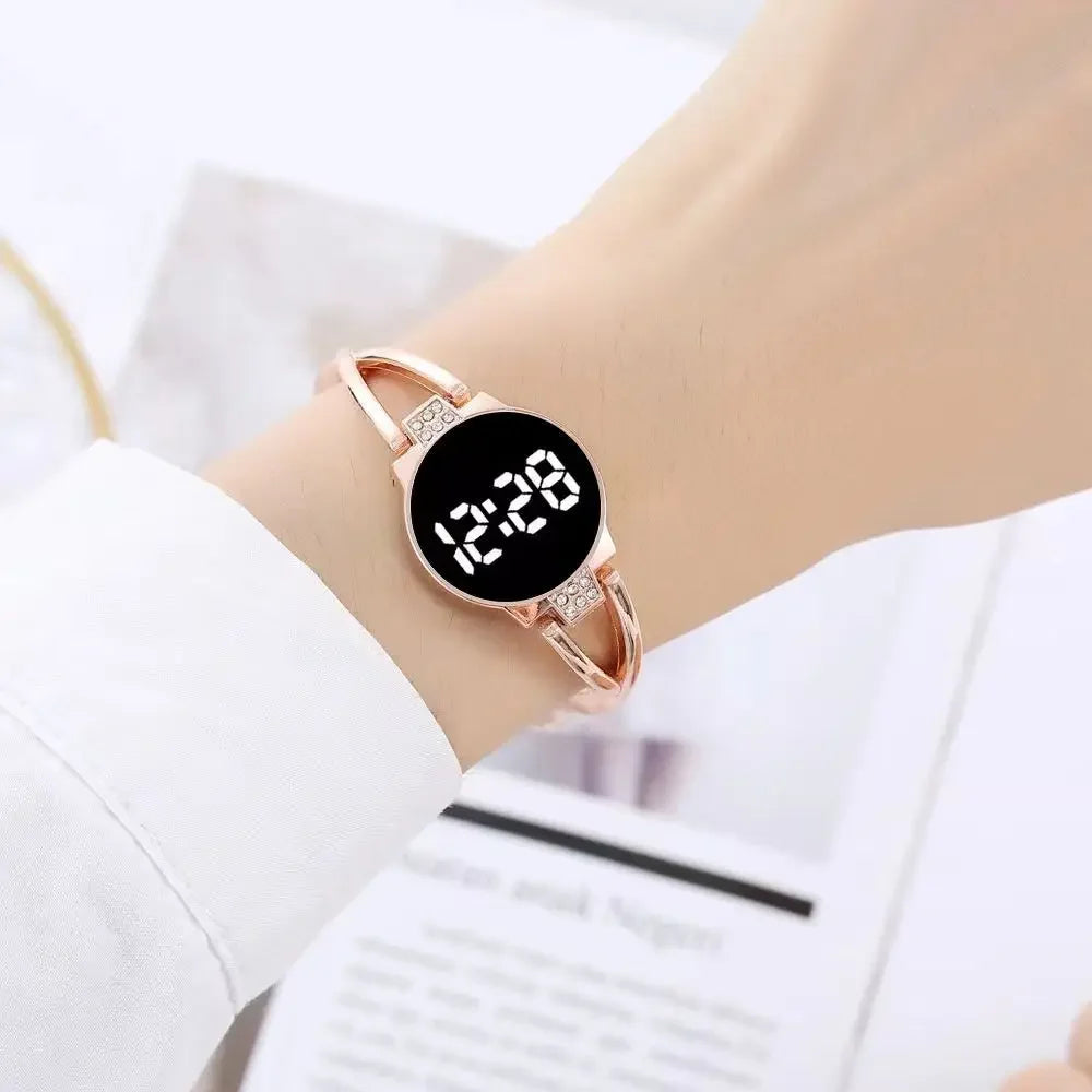 Montre digitale femme – Or & argent, acier inoxydable – Plusieurs coloris