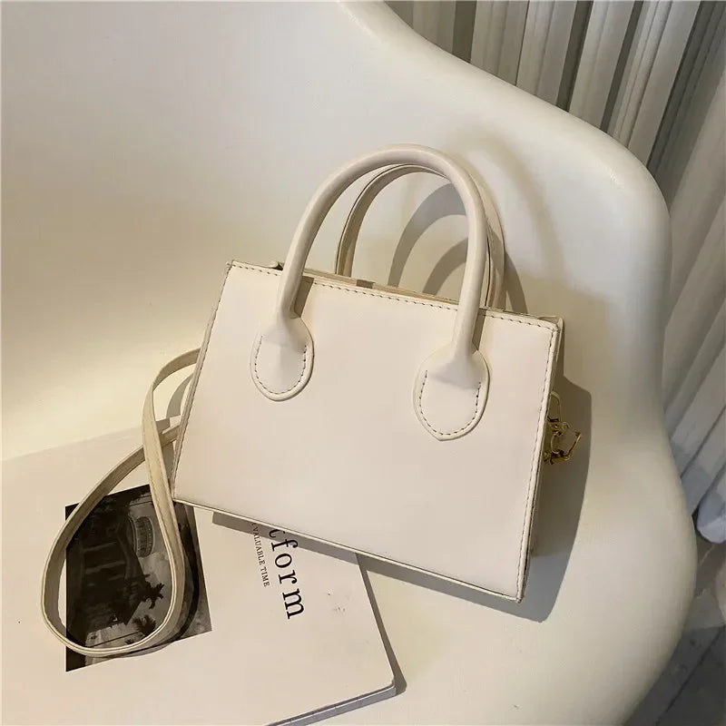 Petit sac carré minimaliste – Plusieurs coloris
