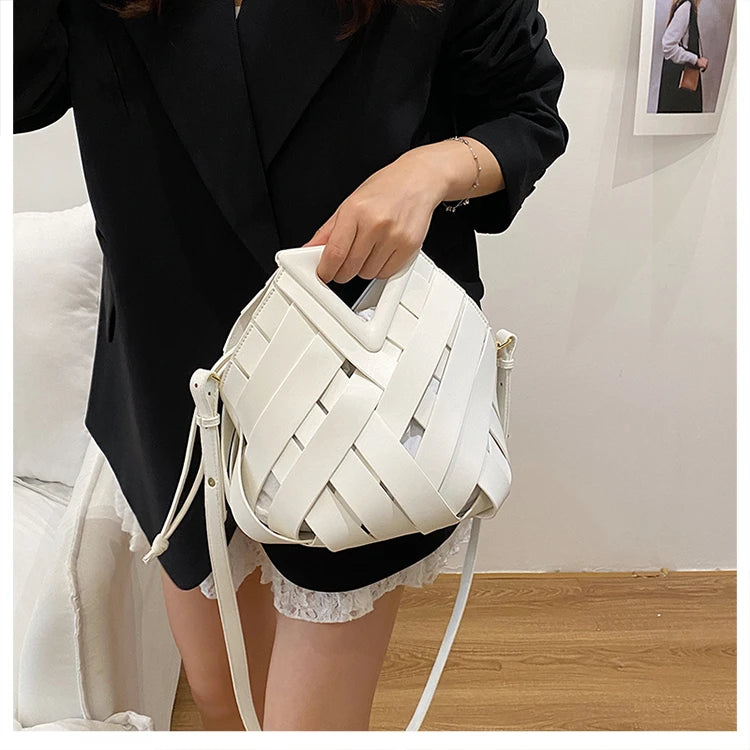 Pochette tissée en PU – Sac tressé minimaliste – Plusieurs coloris