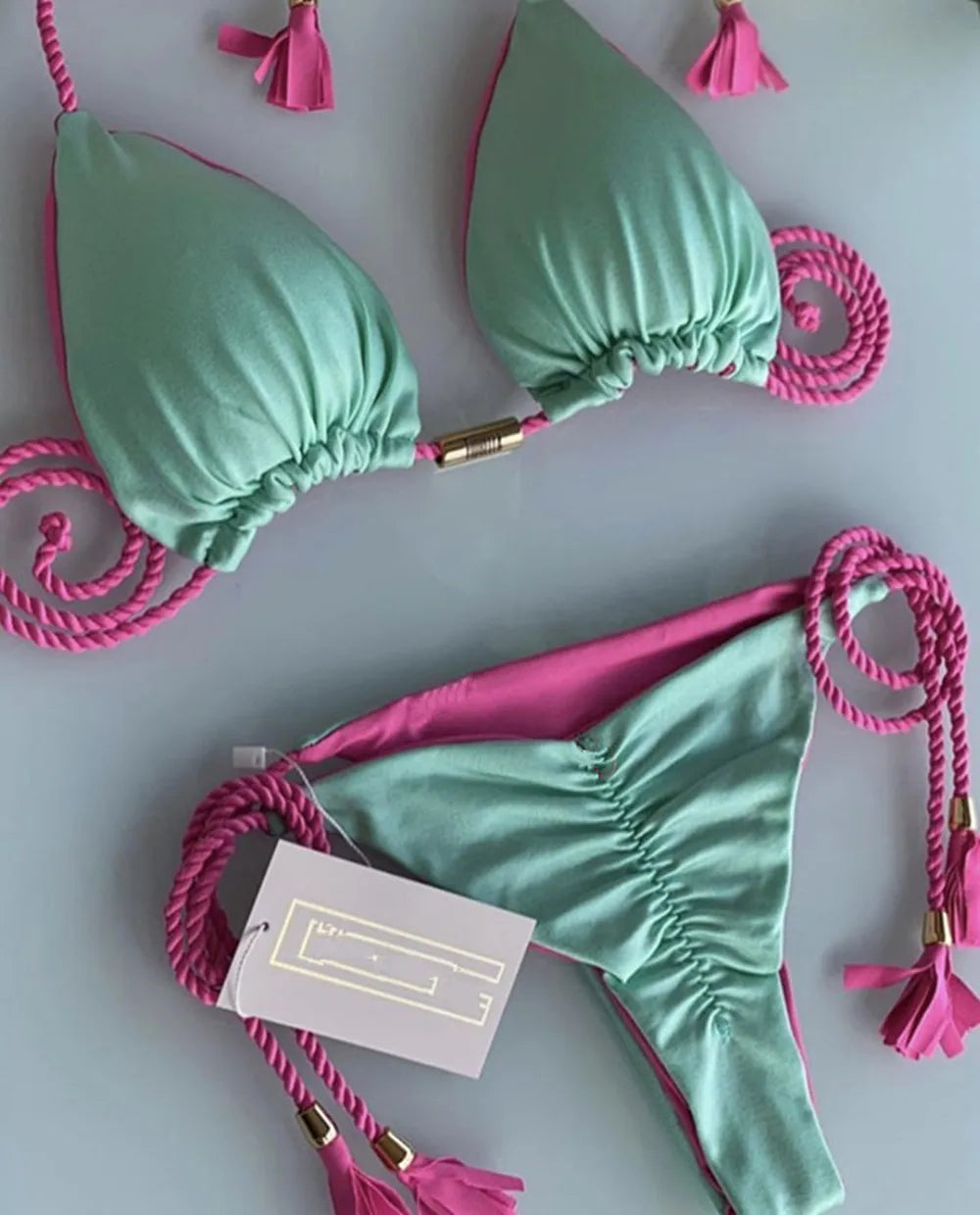 Bikini Femme & Taille Haute – 16 Coloris