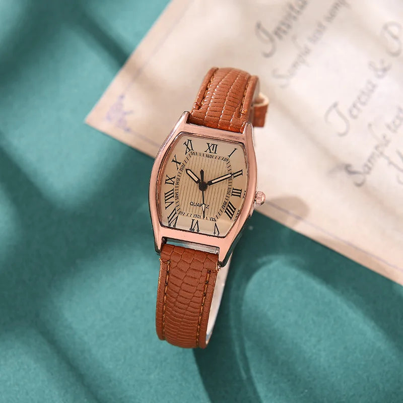 Montre femme vintage – Bracelet cuir, mouvement quartz – Plusieurs coloris