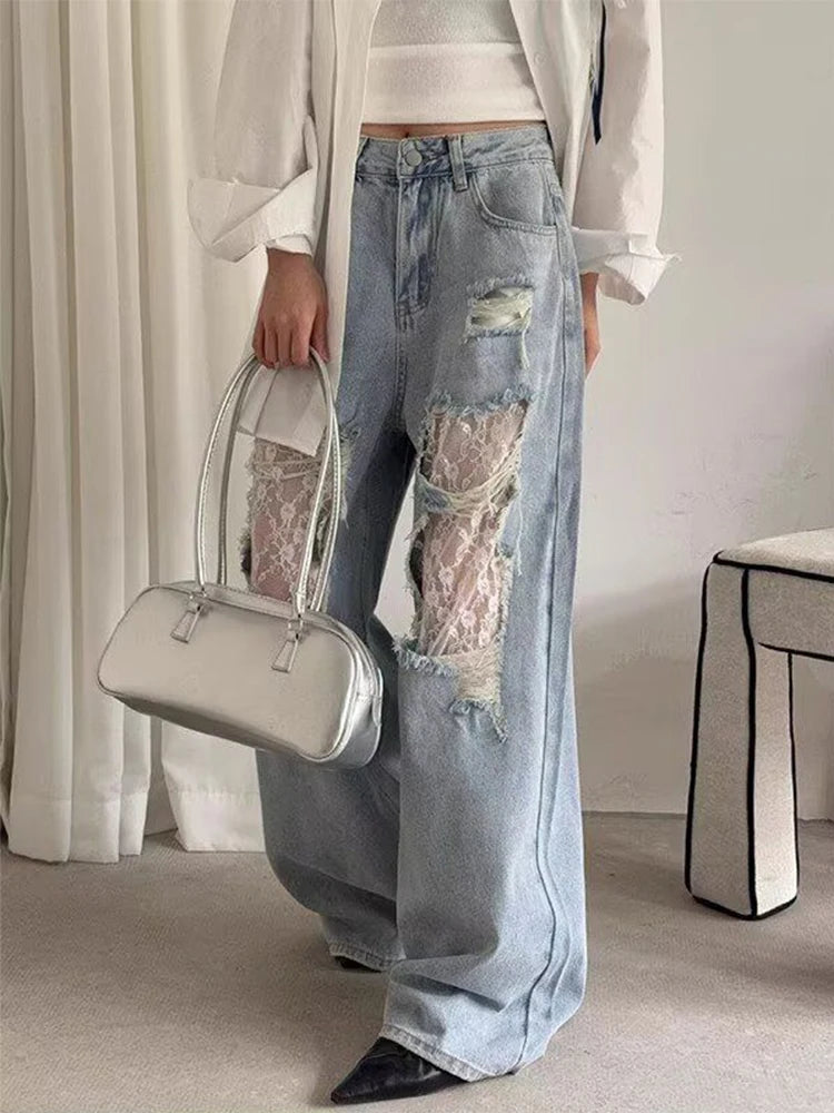 Jean taille haute femme – Coupe large, dentelle, patchwork, effet usé