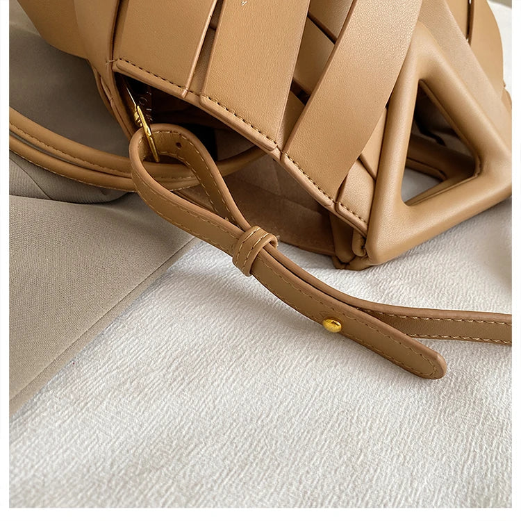 Pochette tissée en PU – Sac tressé minimaliste – Plusieurs coloris