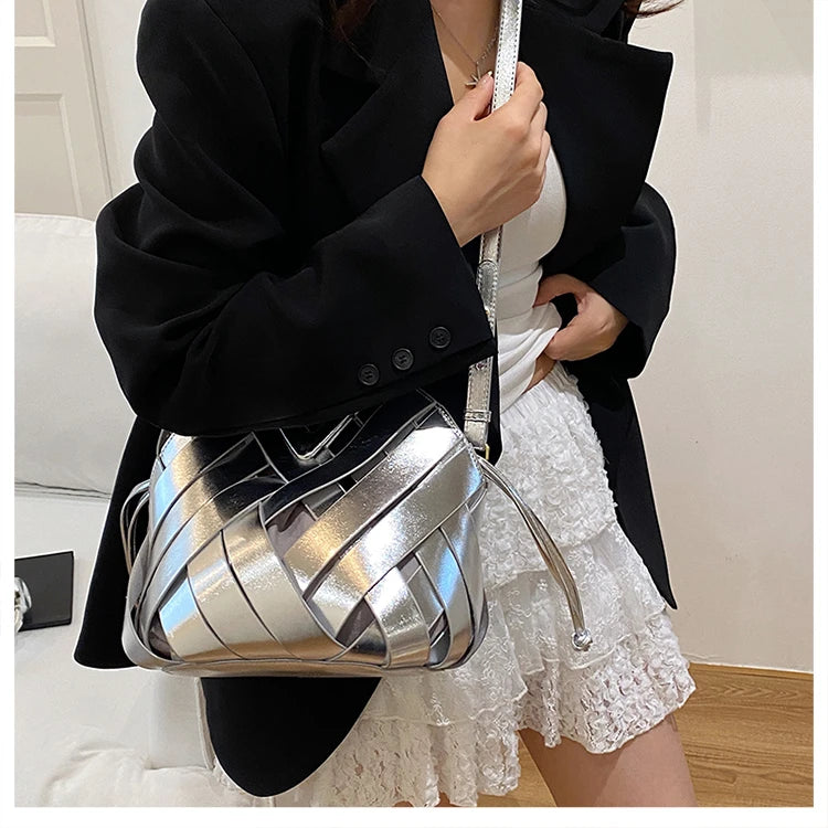 Pochette tissée en PU – Sac tressé minimaliste – Plusieurs coloris