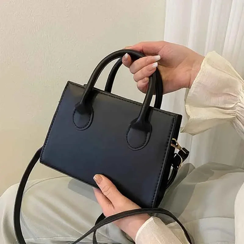 Petit sac carré minimaliste – Plusieurs coloris