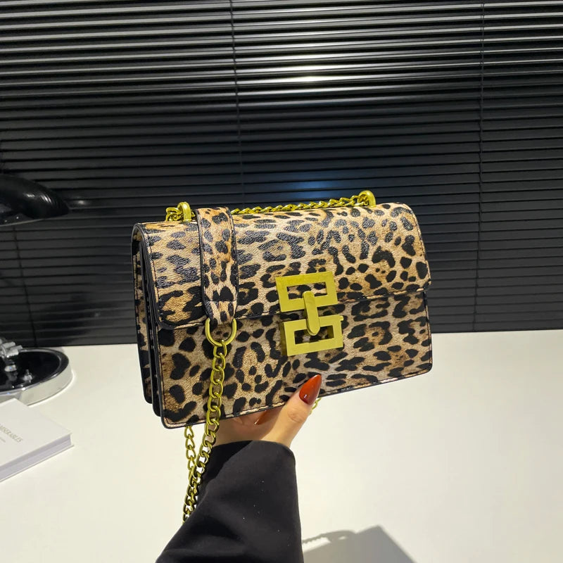 Pochette femme imprimé léopard – Cuir PU, chaîne décorative 3 coloris