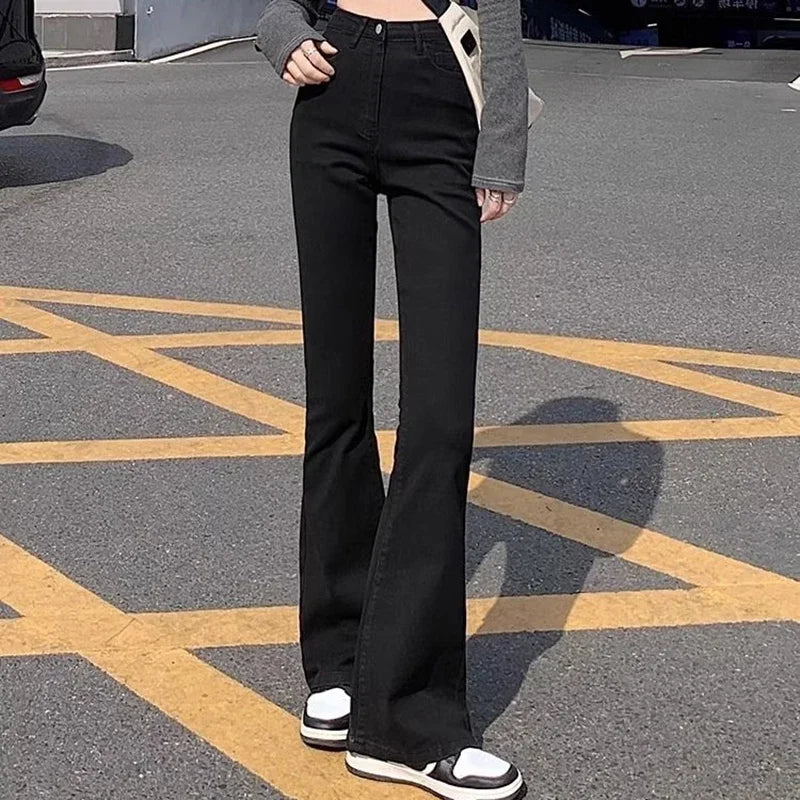 Jean Flare Femme – Taille Haute Coupe Slim Pattes d'Eph Streetwear