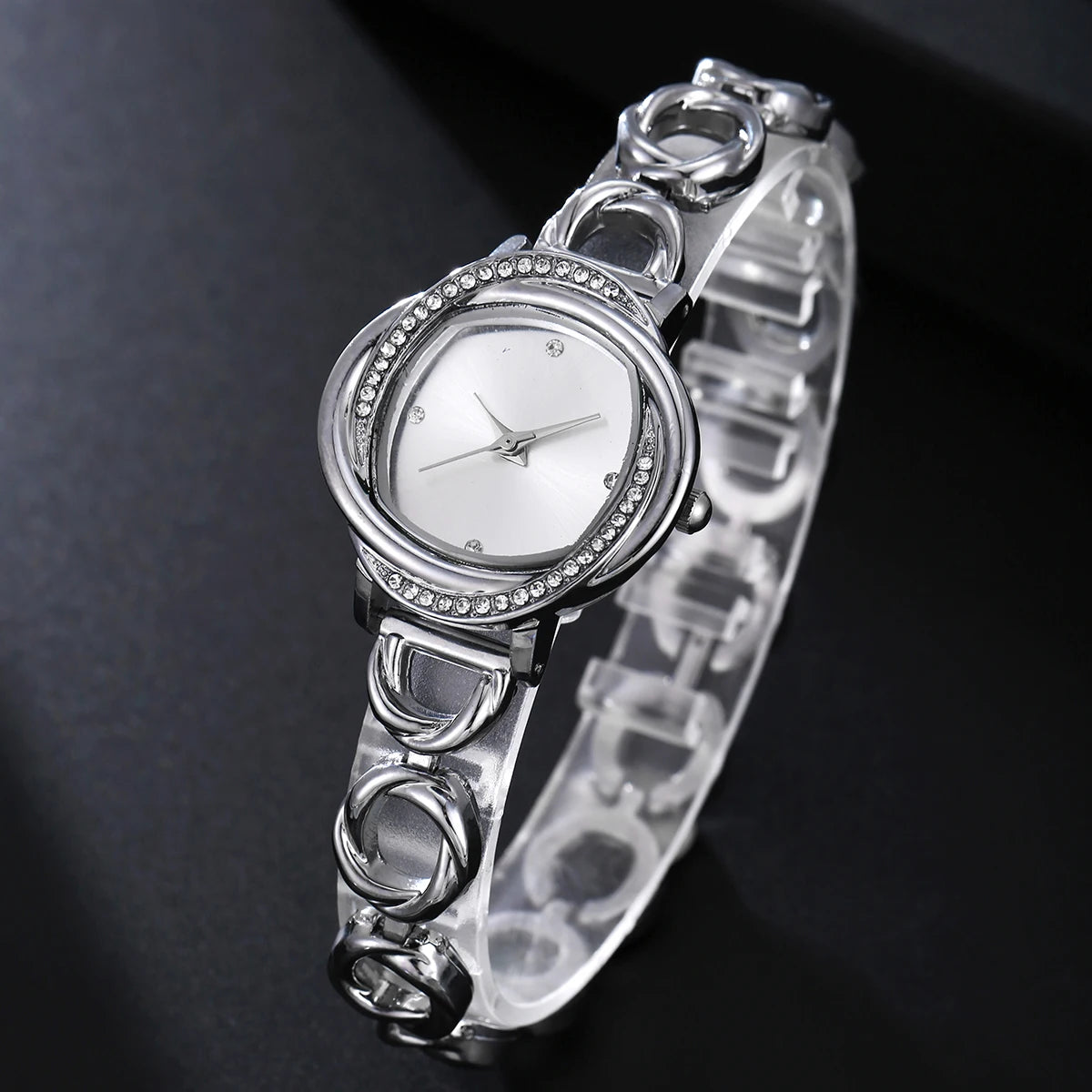 Montre femme design – Alliage, mouvement quartz – Plusieurs coloris