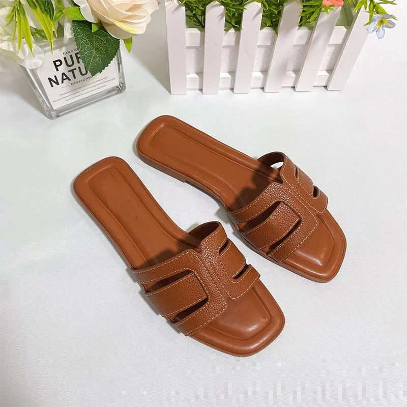 Sandales plates bout carré femme – plage été