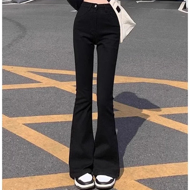 Jean Flare Femme – Taille Haute Coupe Slim Pattes d'Eph Streetwear