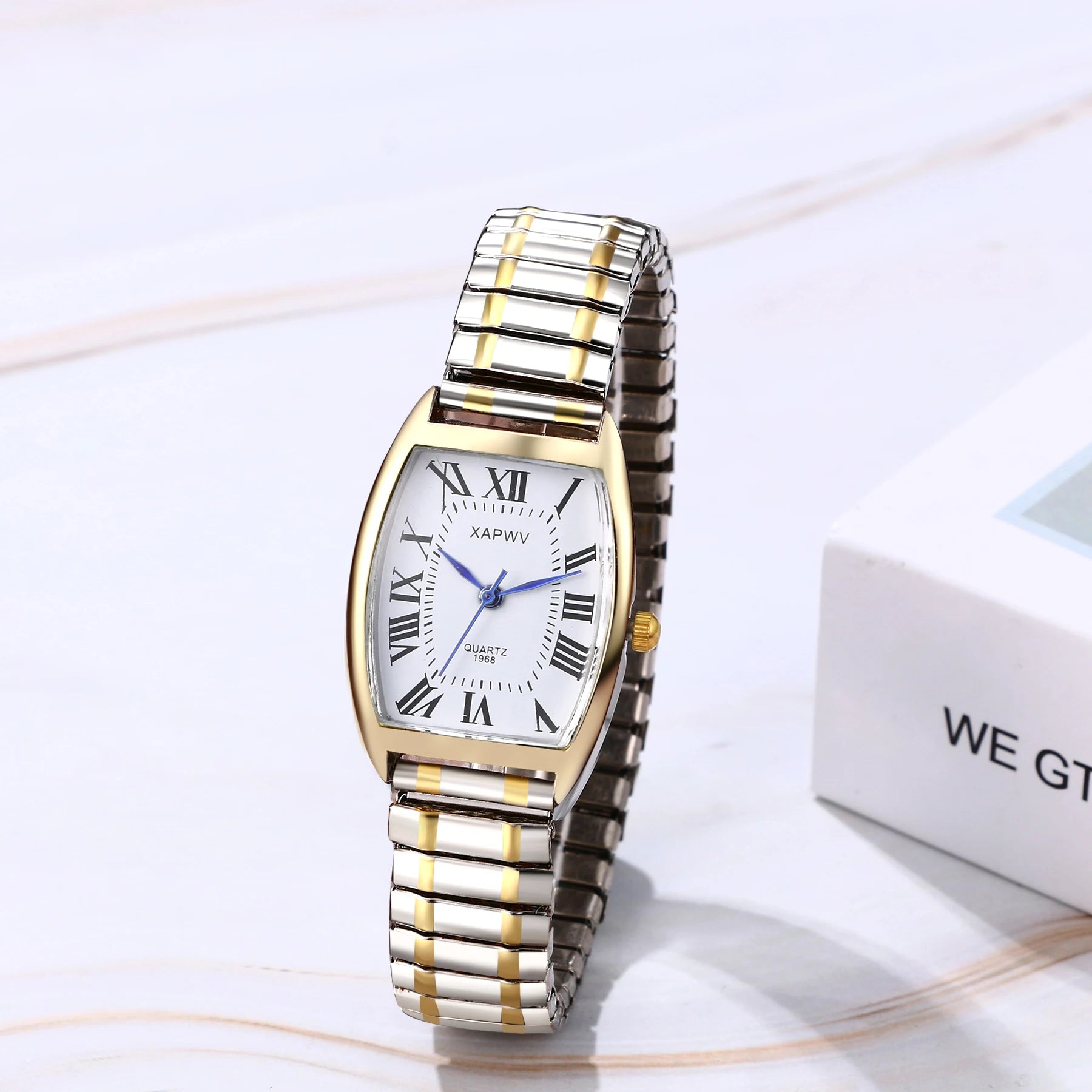 Montre femme rectangulaire – Bracelet rigide élastique, quartz – Plusieurs coloris
