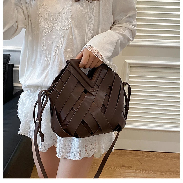 Pochette tissée en PU – Sac tressé minimaliste – Plusieurs coloris