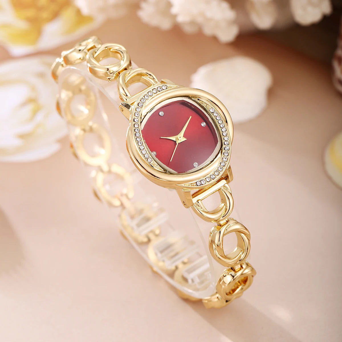 Montre femme design – Alliage, mouvement quartz – Plusieurs coloris