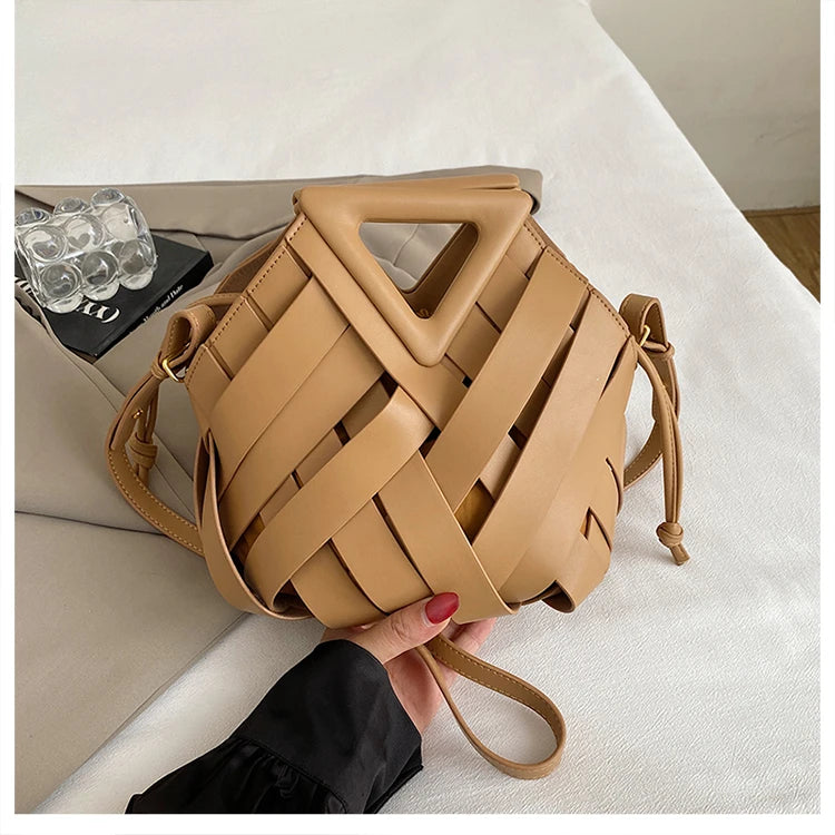 Pochette tissée en PU – Sac tressé minimaliste – Plusieurs coloris
