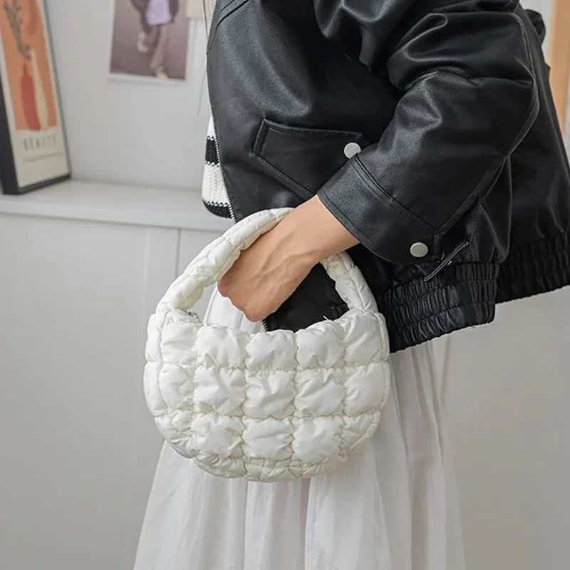 Pochette matelassée en nylon – 2 coloris