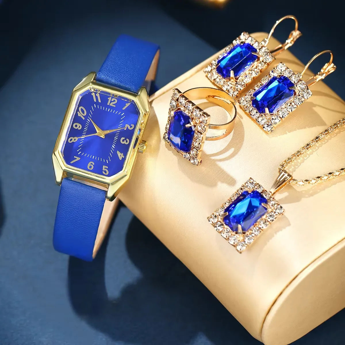 Montre femme carrée – Bracelet cuir, quartz – Plusieurs coloris