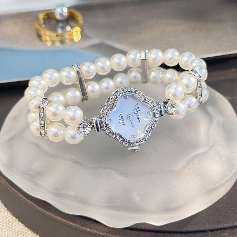 Montre quartz femme – Bracelet perle, trèfle à quatre feuilles – Plusieurs coloris